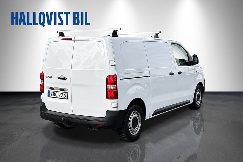 Bild 4 av Peugeot Expert Panel Van Skåp 2.0 L2 BlueHDi 120 hk Drag Värmare Inredning