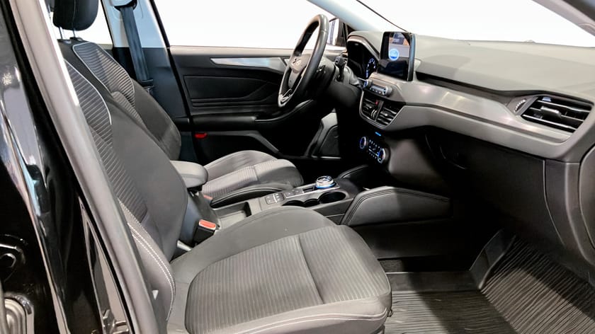 Bild 3 av Ford Focus Kombi 1.5 EcoBoost SelectShift, 150hk | Panoramatak | Nyservad |