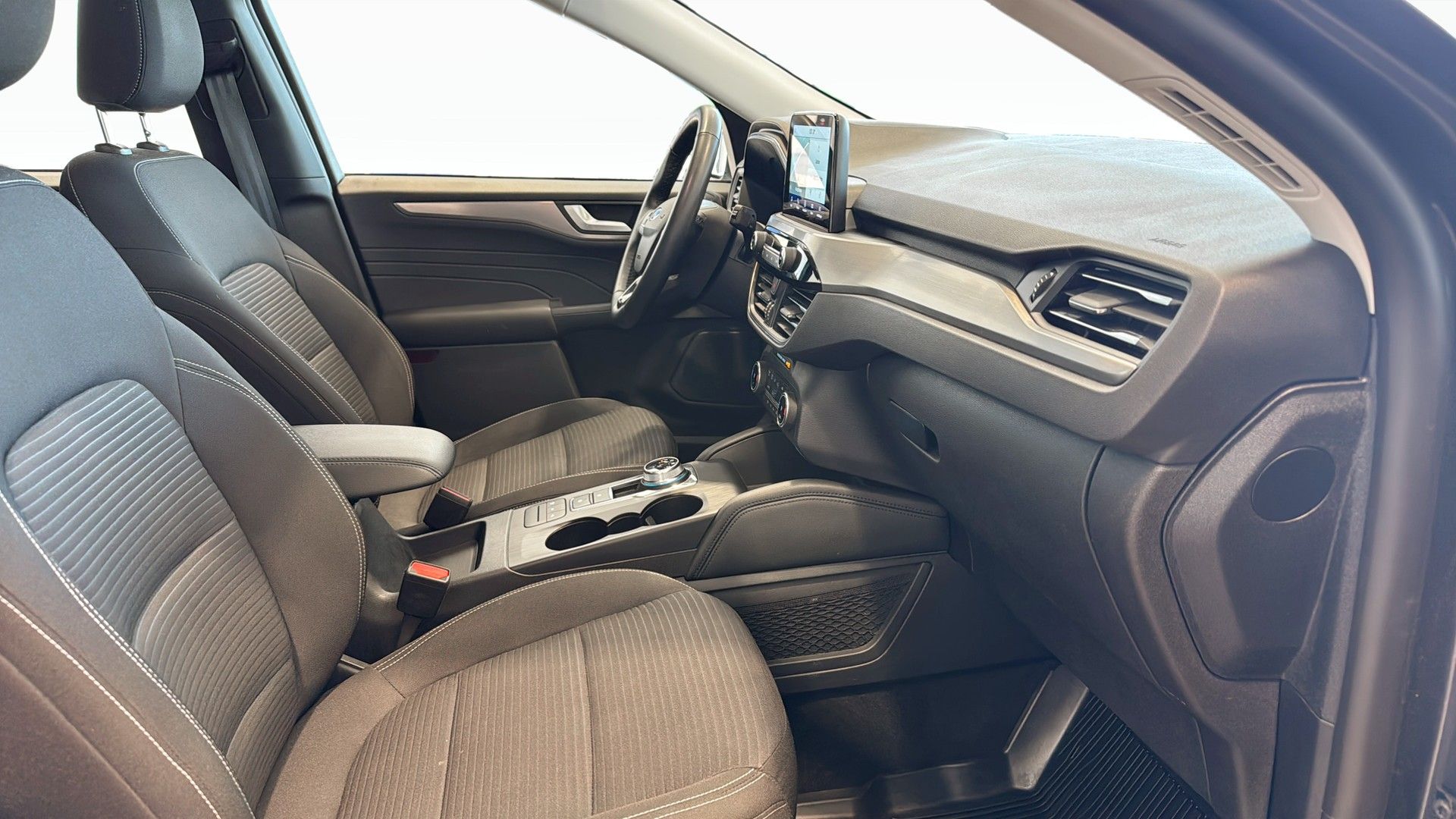 Ford Kuga 2023, bild 3/18