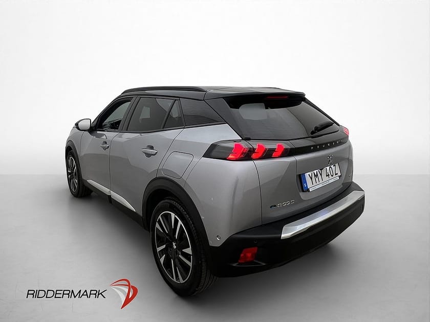 Bild 5 av Peugeot e-2008 136hk Backkamera CarPlay Navi Halvskinn