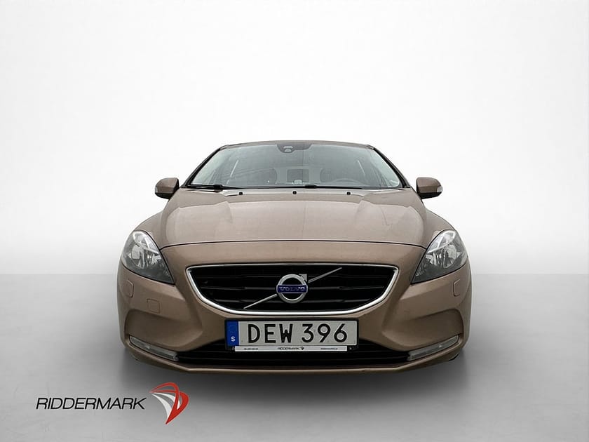 Bild 2 av Volvo V40 D2 115hk Värmare Bluetooth Välservad 0,34l/MiL