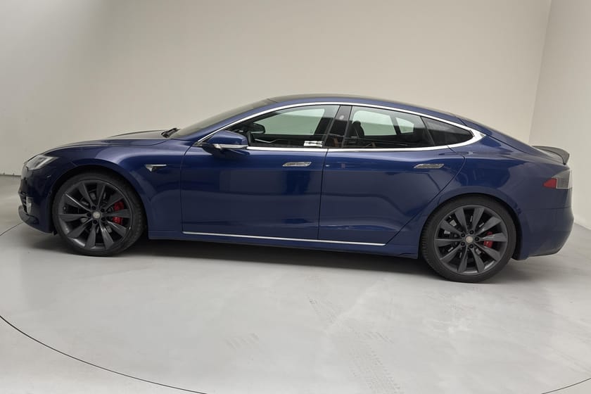 Bild 2 av Tesla Model S 75D Uppgraderad autopilot