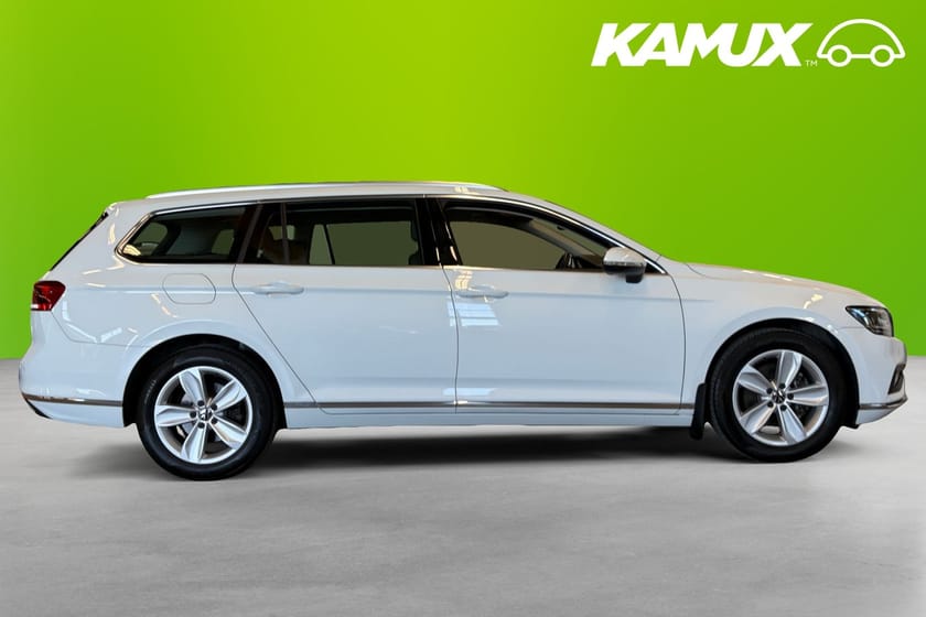 Bild 2 av Volkswagen Passat Sportscombi 2.0 TDI 4Motion 200hk MoK-Värm Adaptiv Farth
