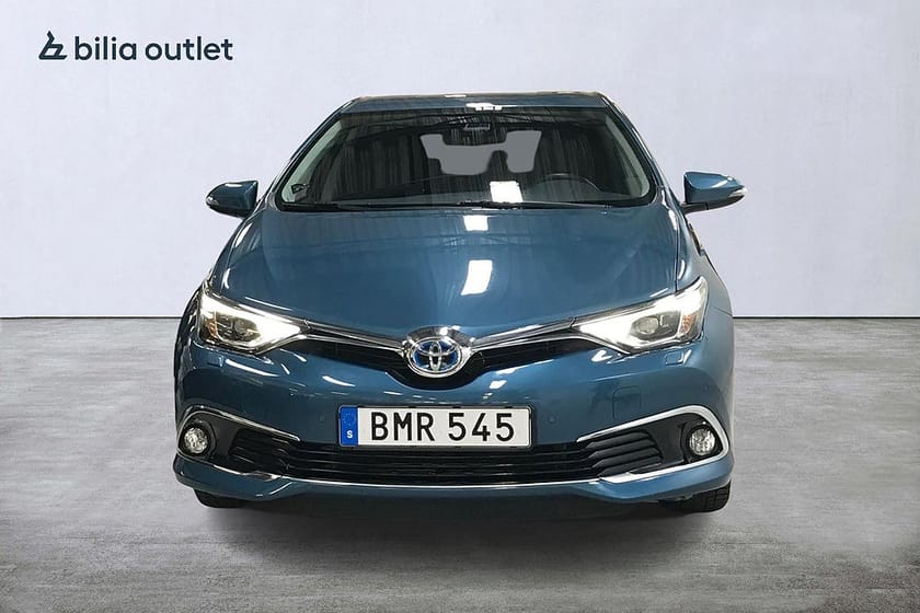 Bild 3 av Toyota Auris Hybrid e-CVT Executive 136hk Backkamera