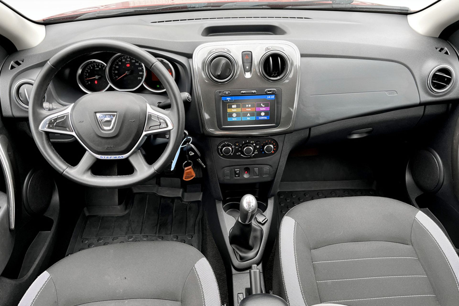 Dacia Sandero Stepway 0.9 TCe 2019, bild 4/9