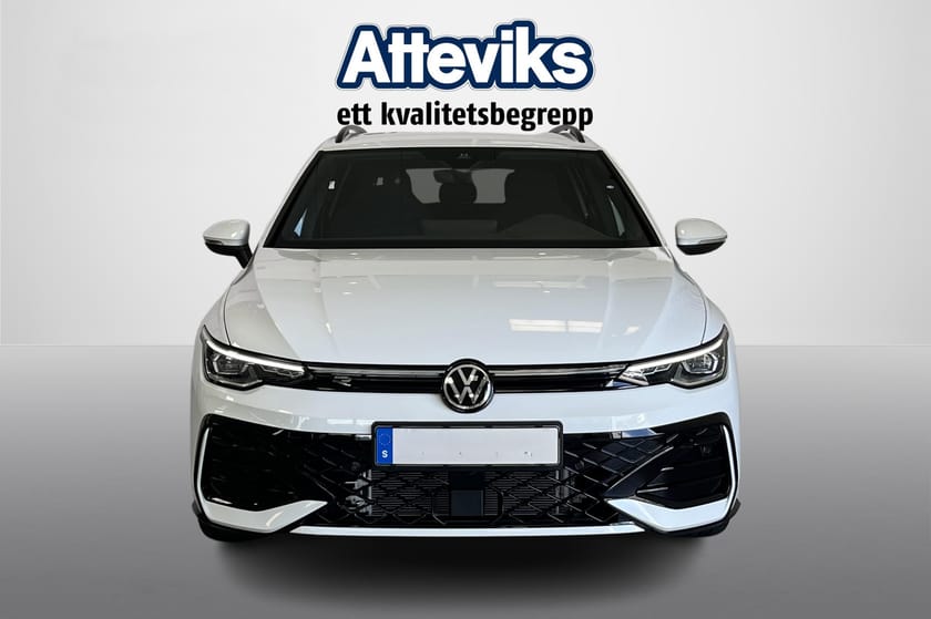 Bild 2 av Volkswagen Golf SC R-Line eTSI 150hk DSG