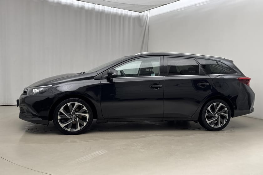 Bild 2 av Toyota Auris Touring Sports 1.2T (116hk) Active Plus
