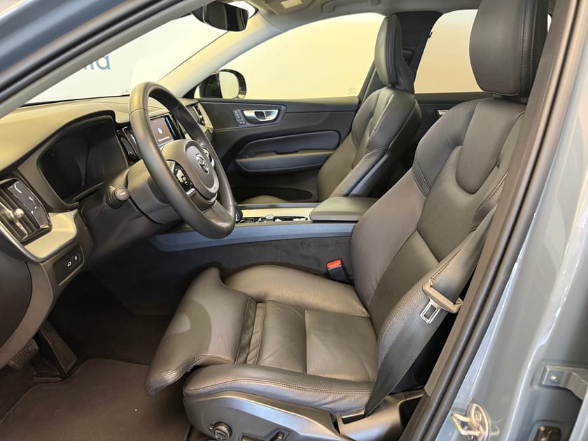 Bild 4 av Volvo XC60 Recharge T6 Plus Dark