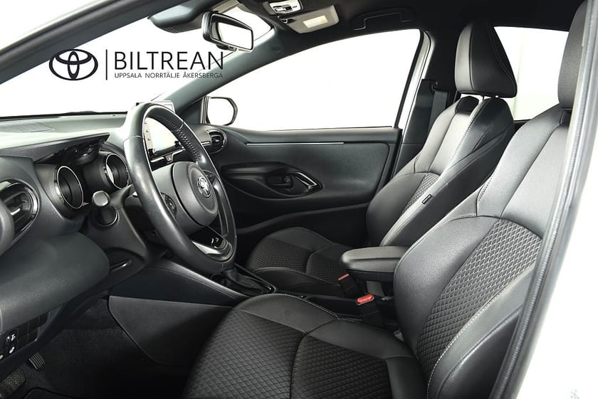 Bild 5 av Toyota Yaris Hybrid 1,5 Elhybrid Style Backkamera Ad. Farthållare Halvskinn