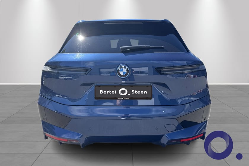 Bilde 4 av BMW iX xDrive40 xDrive40|Harman Kardon|Sport Line|HUD|