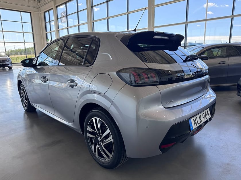 Bild 3 av Peugeot 208 1.2 PureTech | 100hk | Allure | 360° |