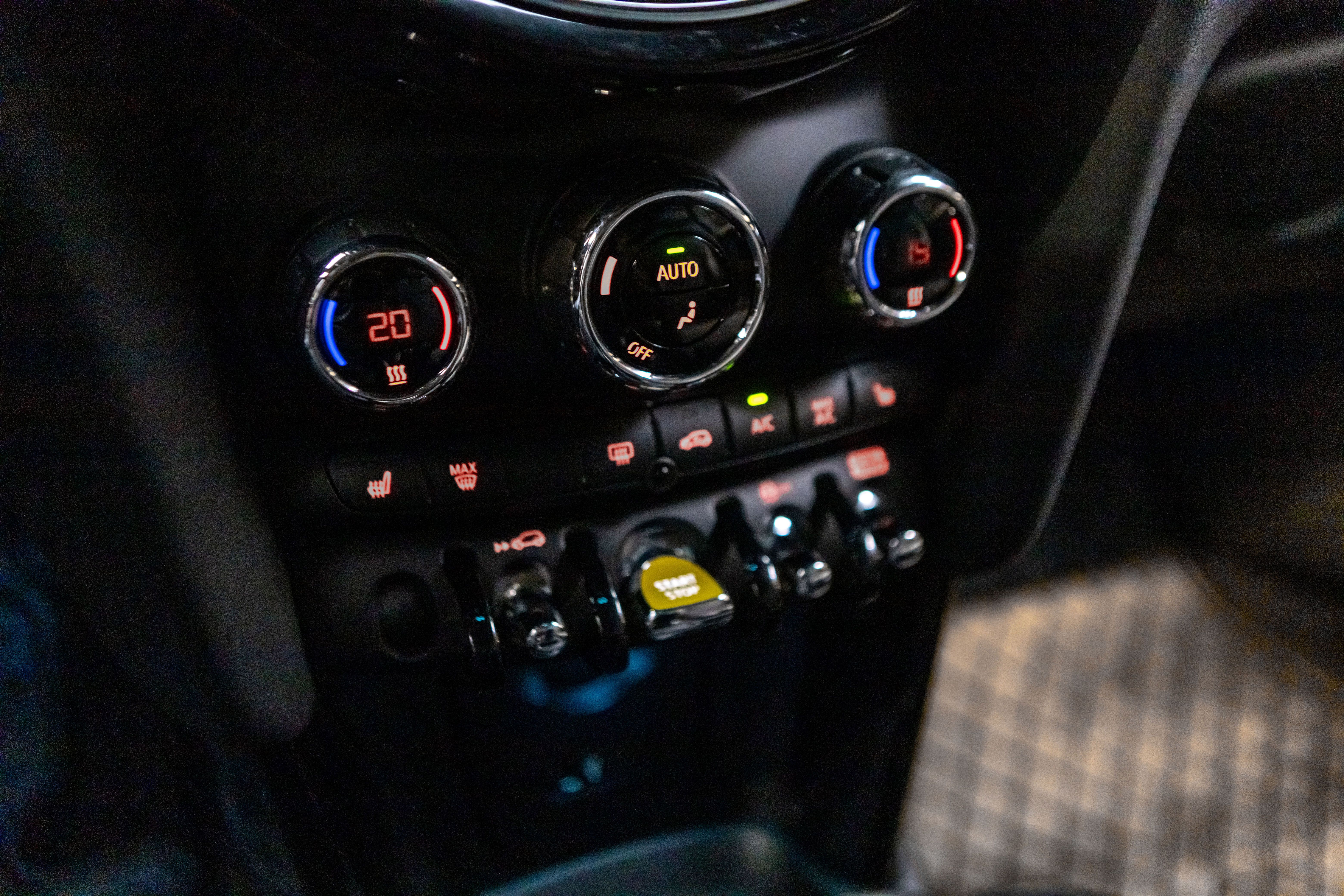 MINI Cooper SE, 184hp, 2023