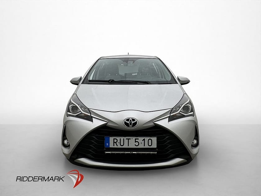 Bild 2 av Toyota Yaris 1.5 VVT-iE 111hk Backkamera M&K-Värmare
