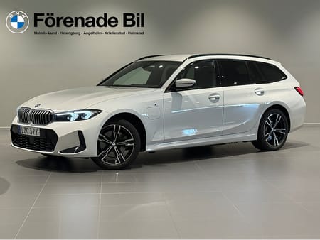 BMW 330e Touring M Sport Drag Adaptiv Farth. Rattvärme Tonat 18"