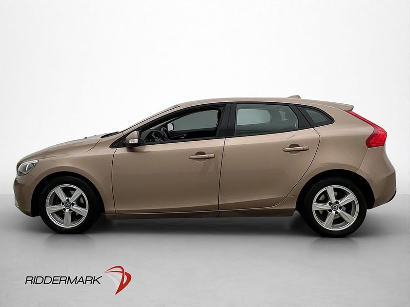 Bild 4 av Volvo V40 D2 115hk Värmare Bluetooth Välservad 0,34l/MiL