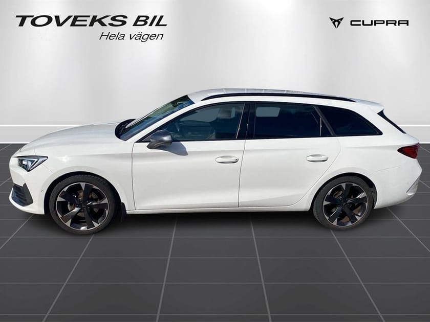 Bild 4 av CUPRA Leon Sportstourer 1.5 eTSI DSG Sekventiell, 150hk, 2024