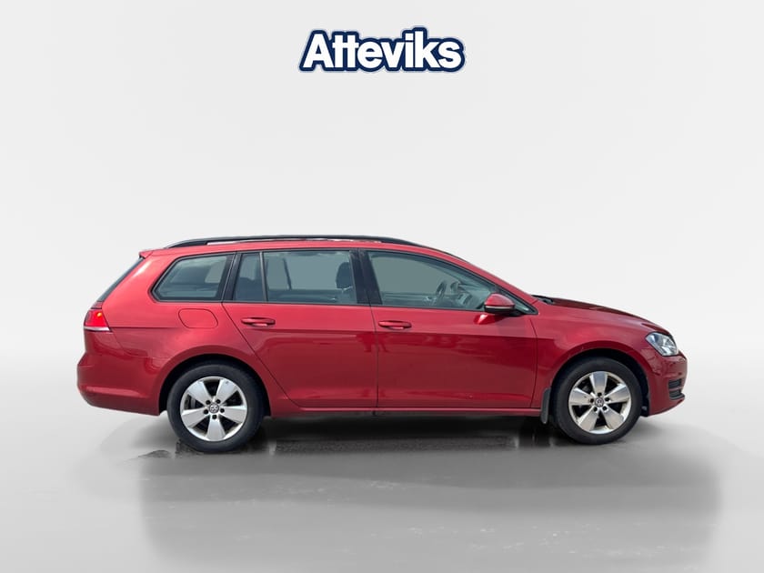 Bild 2 av Volkswagen Golf Sportscombi | TSI 105hk DSG7 | Drag