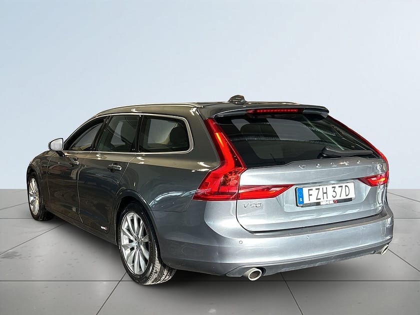 Bild 5 av Volvo V90 D4 Momentum P-Värm/S&V-Hjul/Ny servad/ACC/MoK/P-Sens