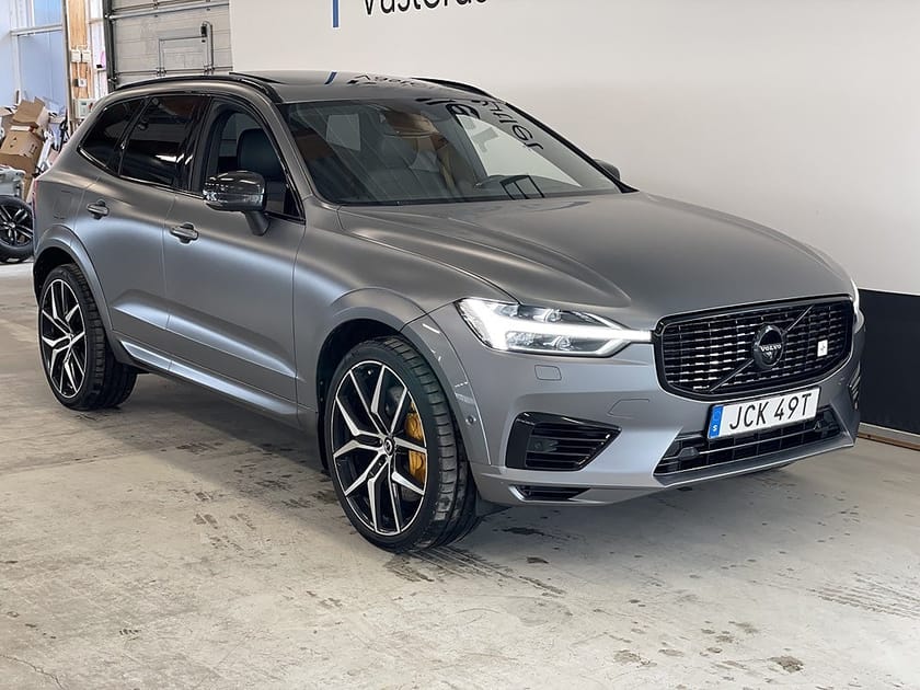 Bild 1 av Volvo XC60 T8 AWD Recharge Polestar Engineered R-Design 360 B&W Drag Panorama