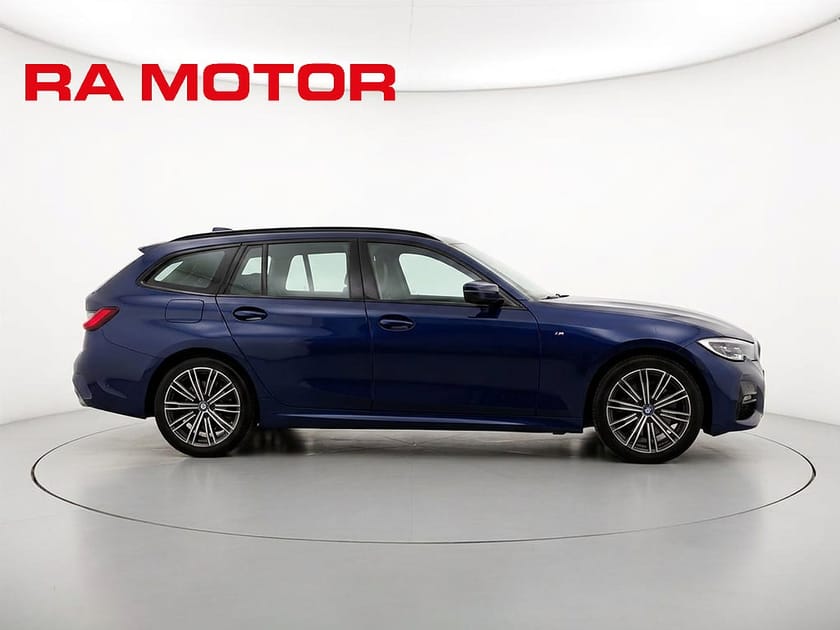 Bild 5 av BMW 330e xDrive Touring 292hk M Sport | H/K | 360 Kamera | Laser | Drag