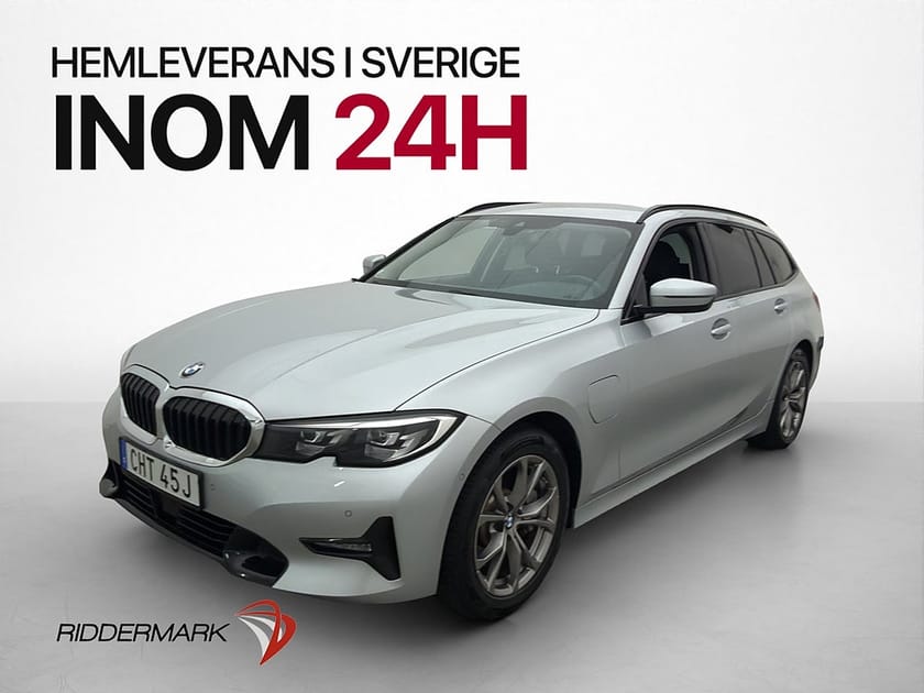 Bild 3 av BMW 330e Touring 292hk Sport Line Drag Kamera Rattvärme