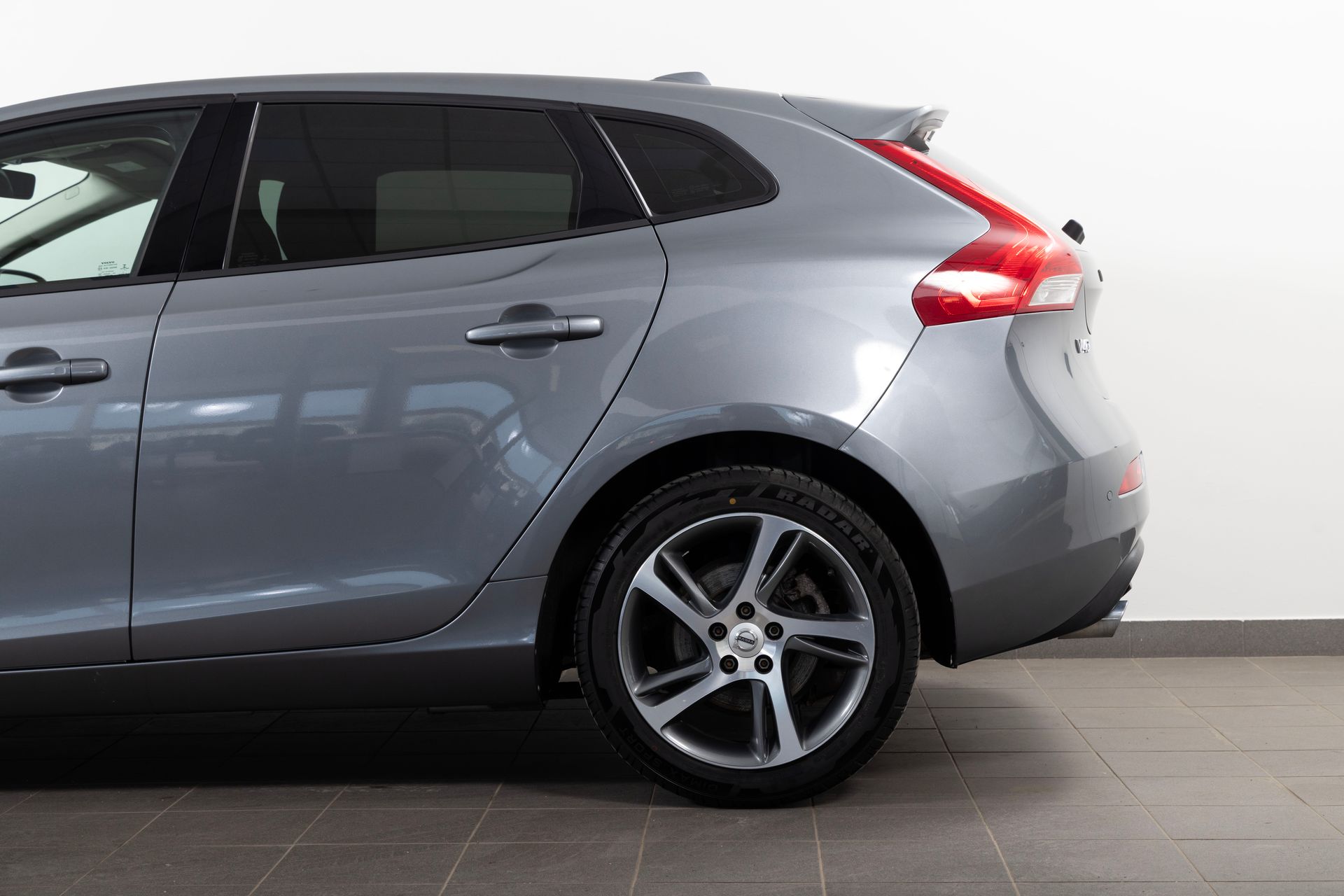 Volvo V40 D3 2017, photo 6/31