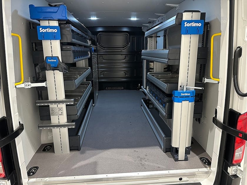 Bild 4 av Volkswagen Crafter Skåp kort hjulbas 35 Möller Editition Inredning