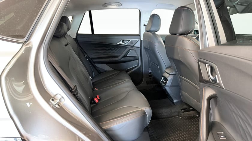 Bild 5 av MG HS PHEV LUXURY 307Hk / 360° / Blis / CarPlay