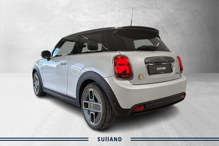 Bilde 3 av MINI Cooper SE Serviceavtale/skinn/sportsseter/navigasjon/head up