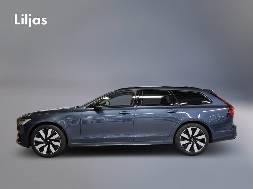 Bild 3 av Volvo V90 T6 AWD Plus Dark Nordic Edition//360-kamera//Drag//