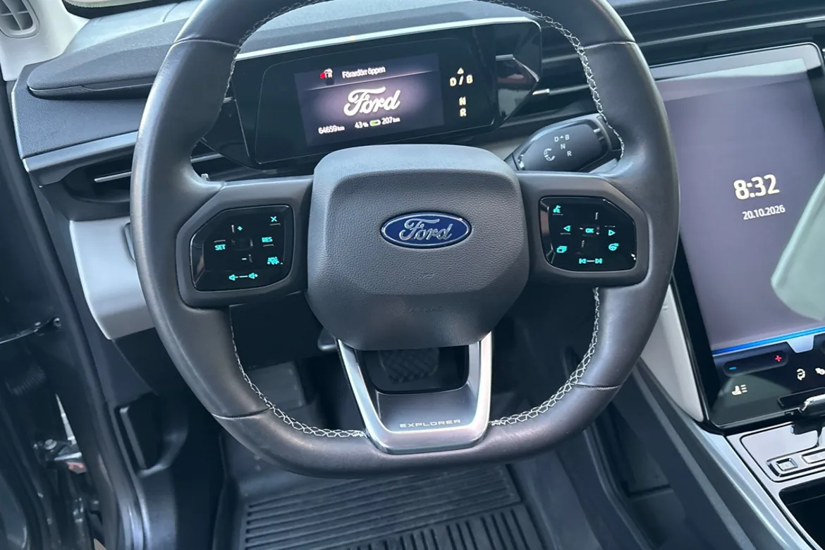 Ford Explorer EV Extended Range RWD