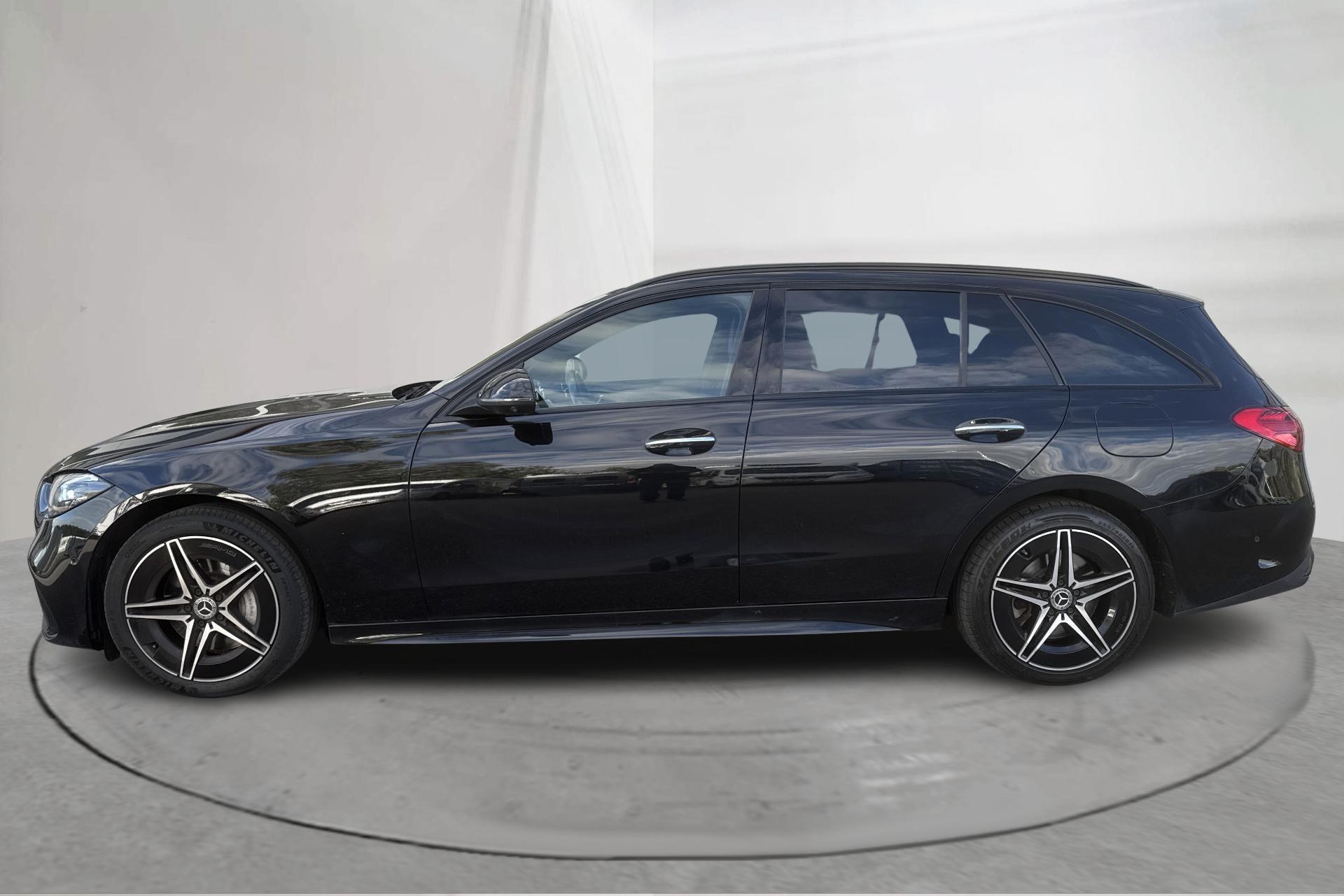 Mercedes-Benz C 300 T e 2023, bild 2/10