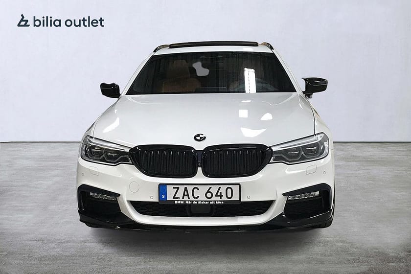 Bild 3 av BMW 540i xDrive Touring M Sport 340hk Panorama HuD Navi H/K