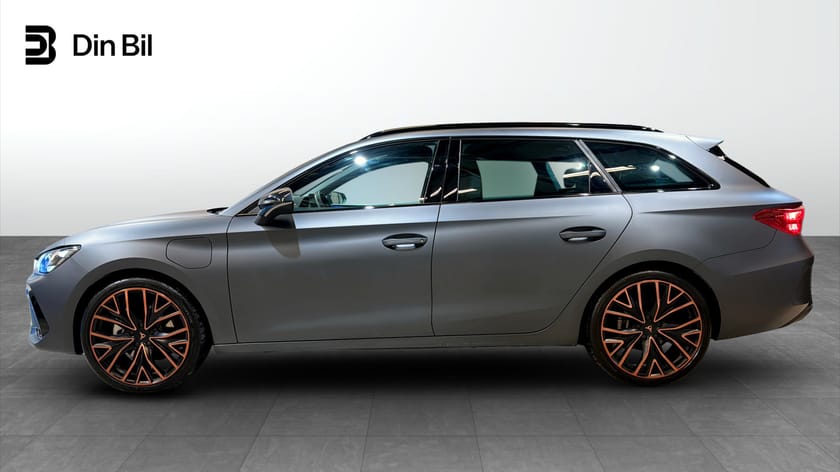 Bild 3 av CUPRA Leon Sportstourer e-Hybrid eHybrid DSG Drag/Dcc