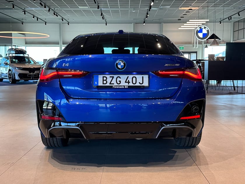 Bild 5 av BMW i4 xDrive40 Gran Coupé M Sport Drag Rattvärme