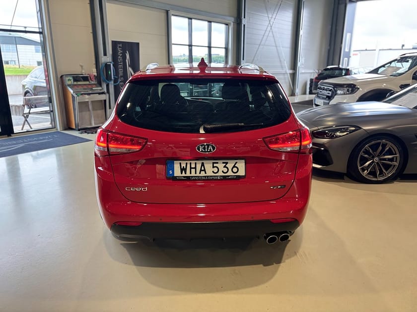 Bild 4 av Kia cee'd_sw SW 1.6 GDI GT-Line / Drag / Ny servad*