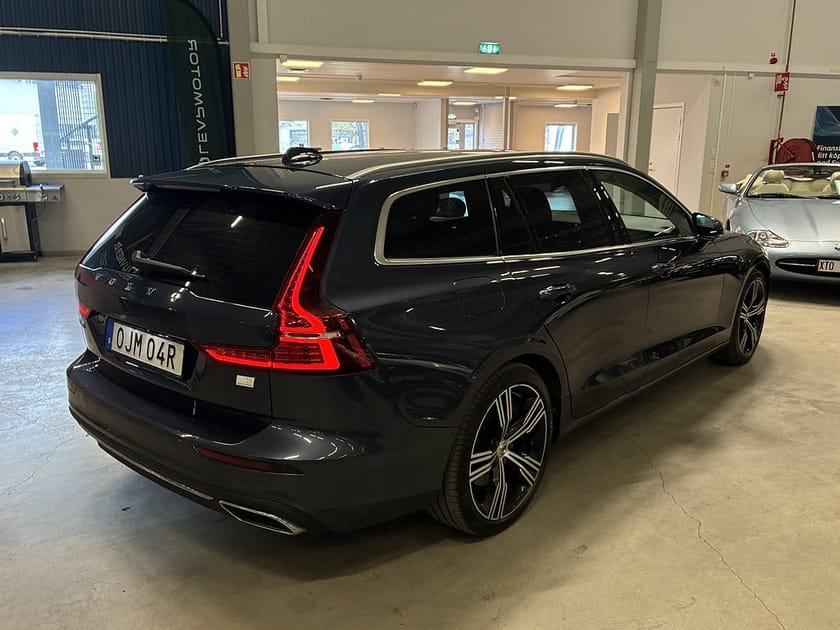 Bild 3 av Volvo V60 Recharge T6 AWD Geartronic Inscription Euro 6