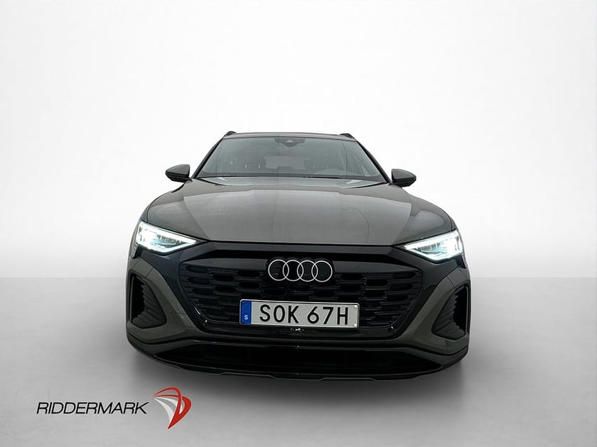 Bild 3 av Audi Q8 50 e-tron quattro q8-e-tron S line Värmare Cockpit 360° Navi
