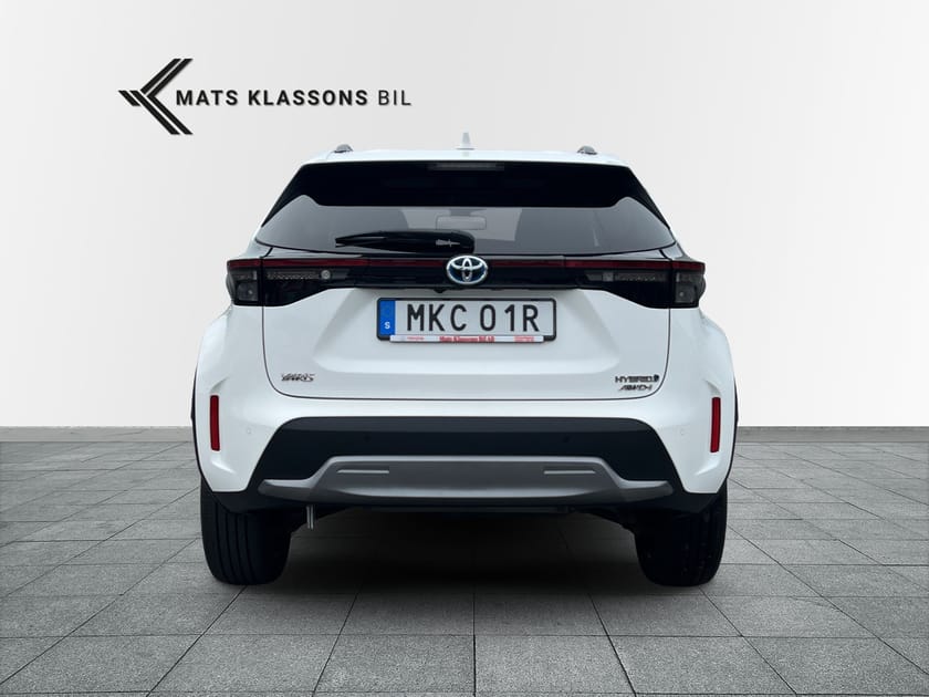 Bild 4 av Toyota Yaris Cross Hybrid AWD-i Adventure Plus, Glastak, JBL