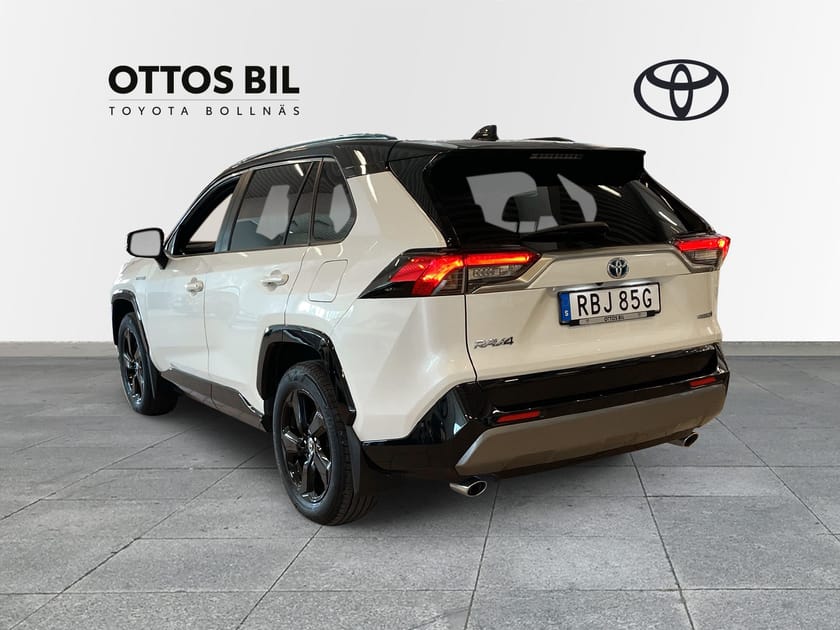 Bild 3 av Toyota RAV4 Hybrid AWD-i 2.5 E-CVT, 222hk - Style Teknikpaket / V-hjul, Drag, MoK, LED-ramp