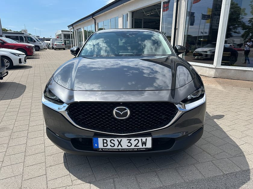 Bild 3 av Mazda CX-30 2.0 SKYACTIV-X 180 hk COSMO M Hybrid