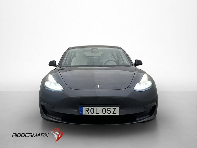 Bild 3 av Tesla Model 3 Long Range AWD Ljus interiör Drag FSD