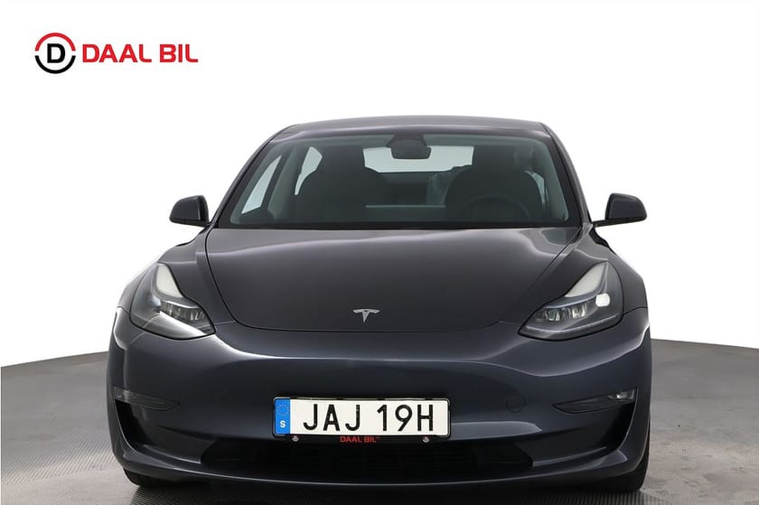 Bild 2 av Tesla Model 3 Long Range AWD 498HK PANORAMA PREMIUM P-VÄRM B-KAMERA