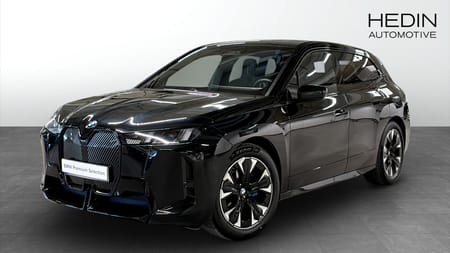 BMW iX xDrive60 Supercharged B&W DAP 360 Pano