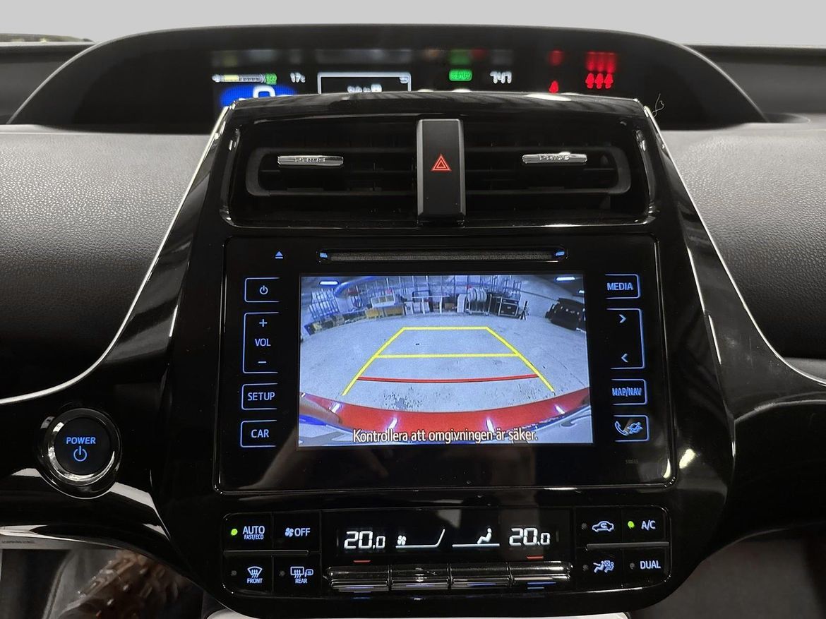 29 / 38