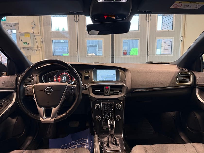 Bild 5 av Volvo V40 Cross Country D3 Geartronic Business Advanced Gps Värmare Kamrem bytt