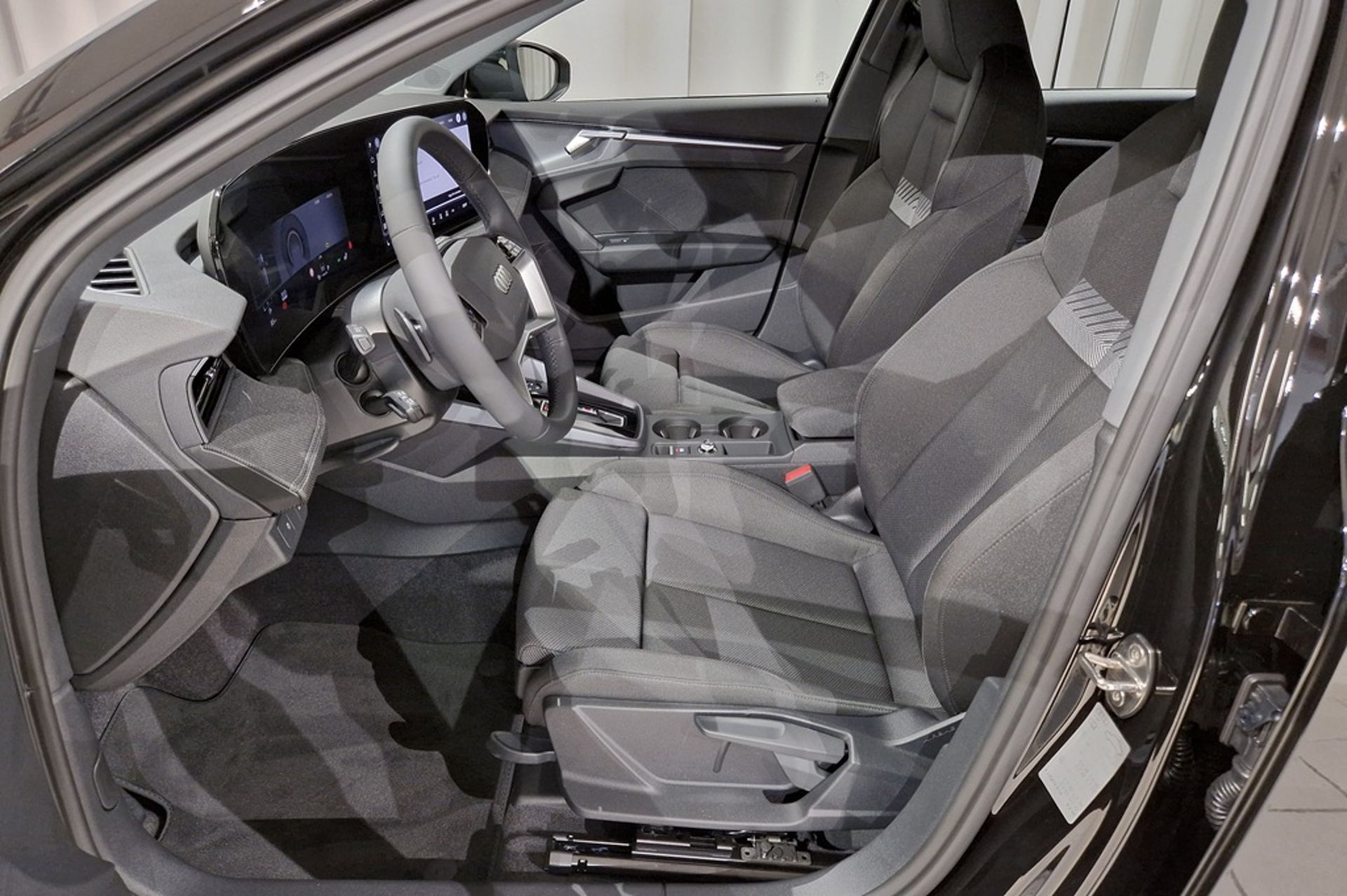 Audi A3 TFSI 110 KW S TRONIC PROLINE 2027, photo 6/10