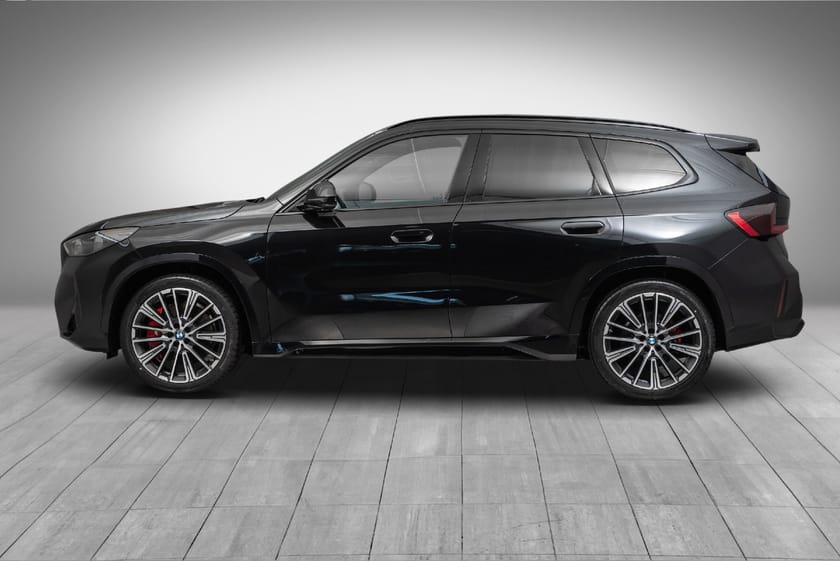 Bilde 2 av BMW iX1 xDrive30 Supercharged Premium E. (K)