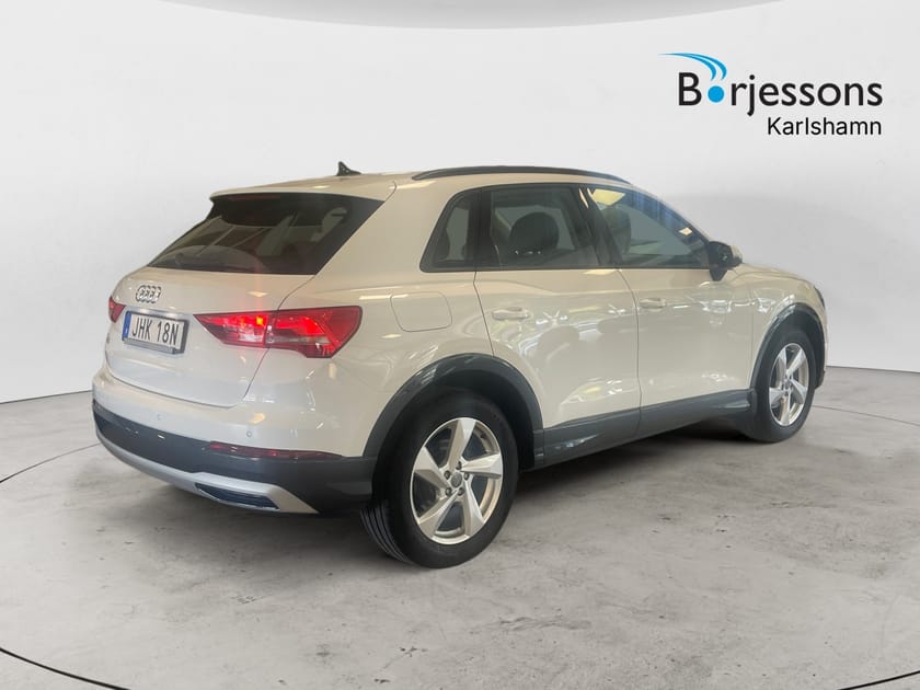Bild 3 av Audi Q3 35 TFSI 150 HK S TRONIC PROLINE AD