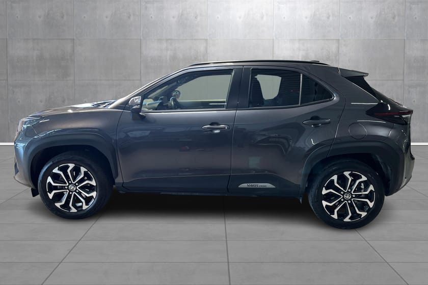 Bilde 2 av Toyota Yaris Cross Hybrid 115 AWD-i AWD ActiveT 1,5 Rentekamp 6.25% med 35%EK